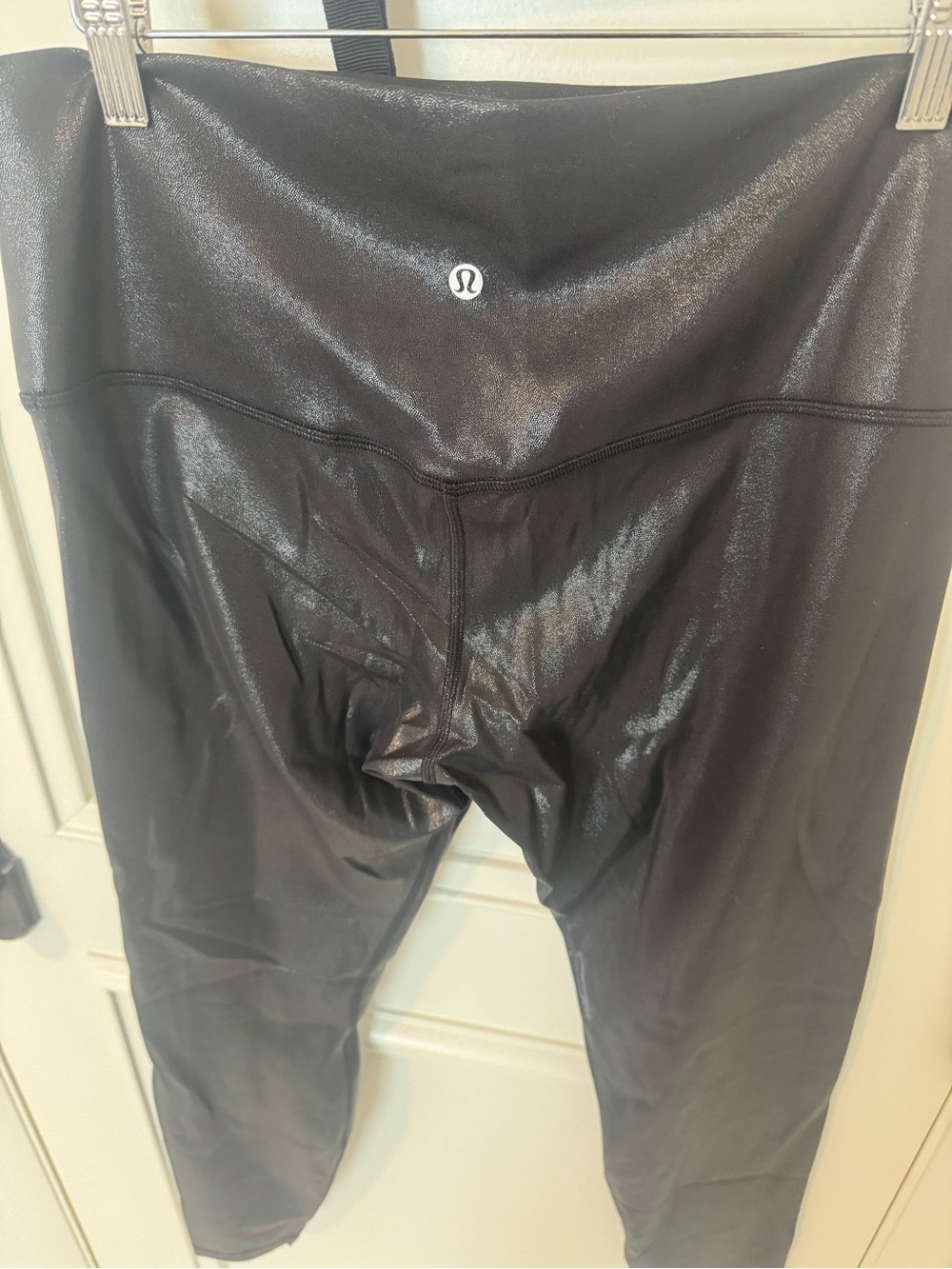 lululemon athletica Shiny Black Capri Leggings